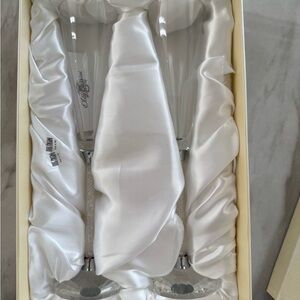 Elegant Crystal Champagne Flutes